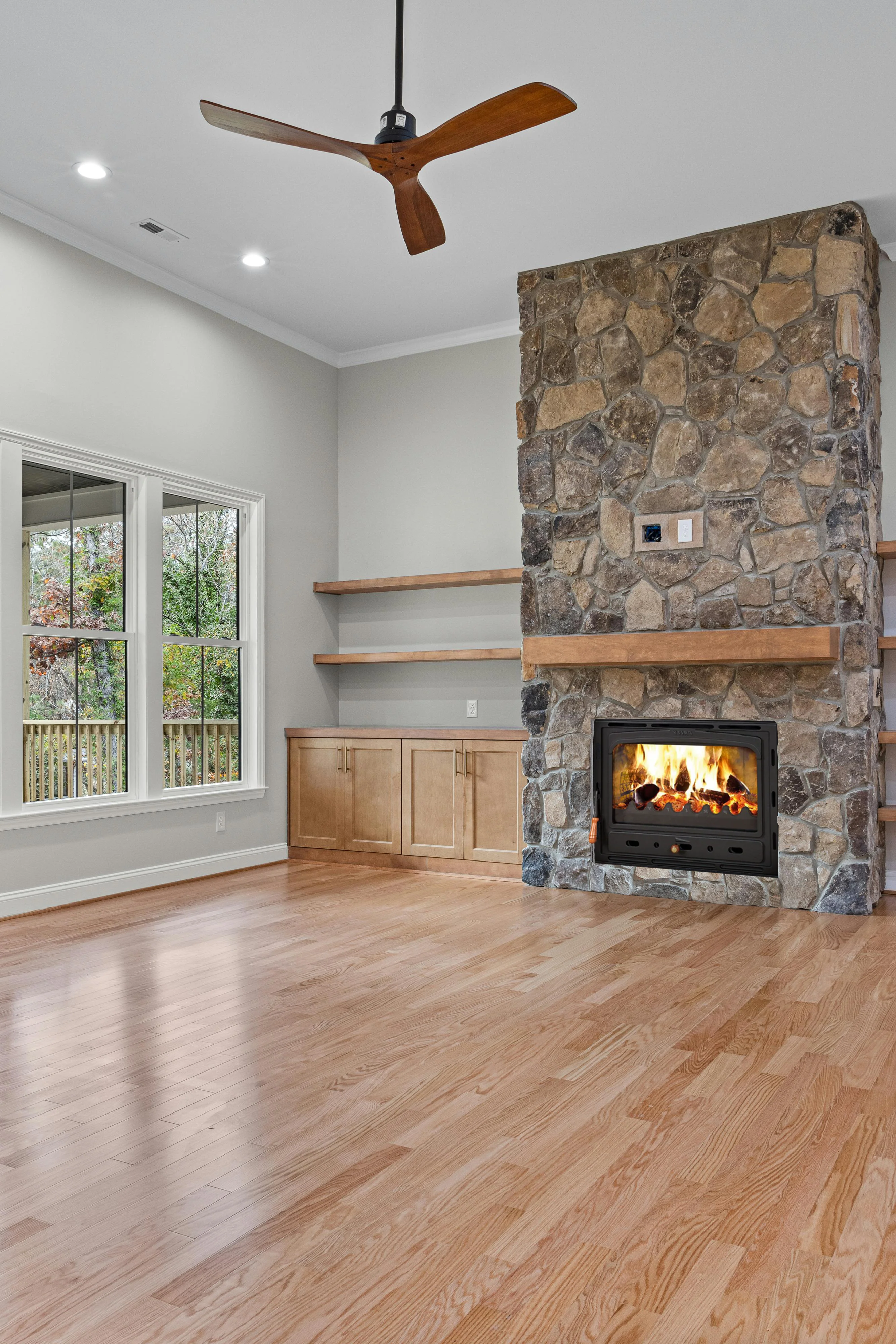 Peći i kamini za etažno grejanje